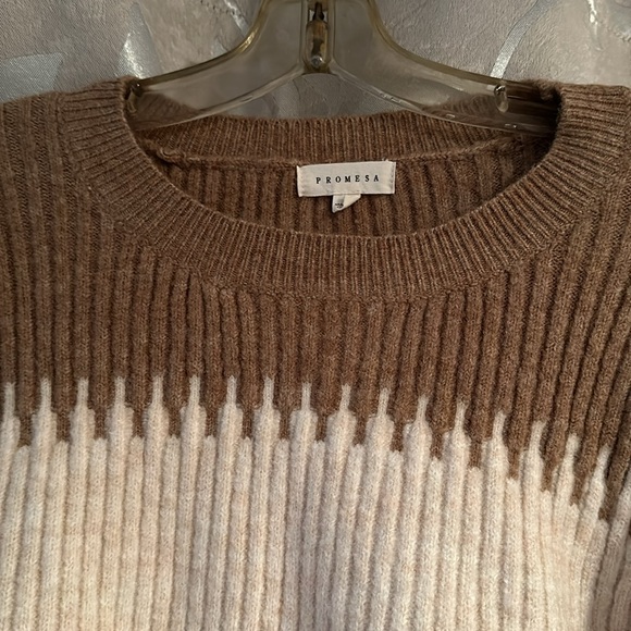 Promesa Sweatshirt - Picture 2 of 6